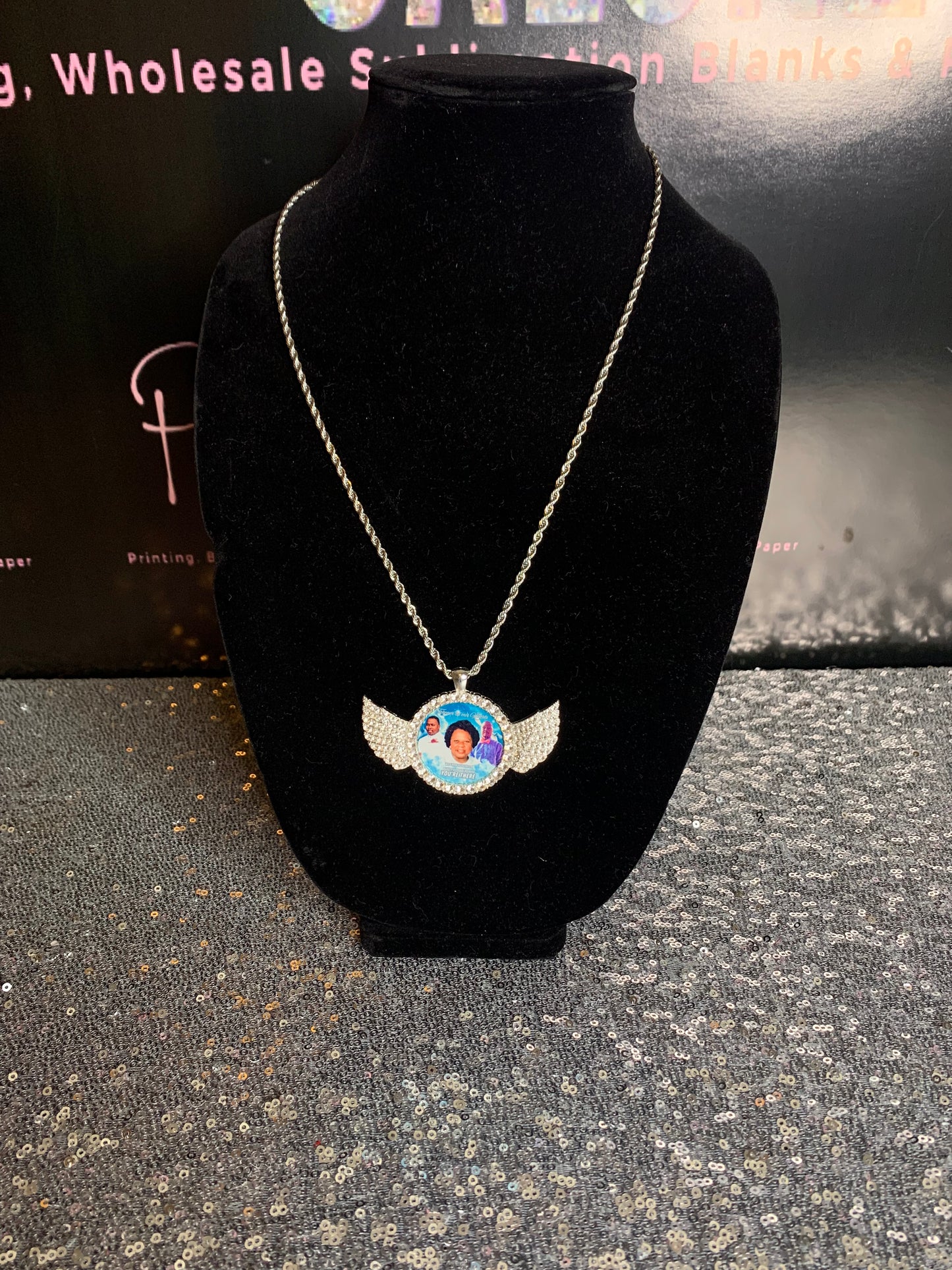 Memorial necklace